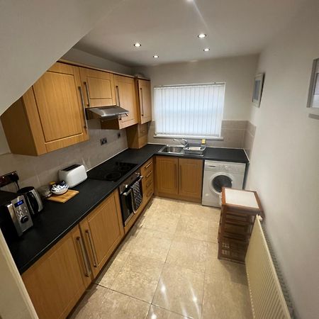 No 3 - Large 1 Bed Near Sefton Park And Lark Lane Leilighet Liverpool Eksteriør bilde